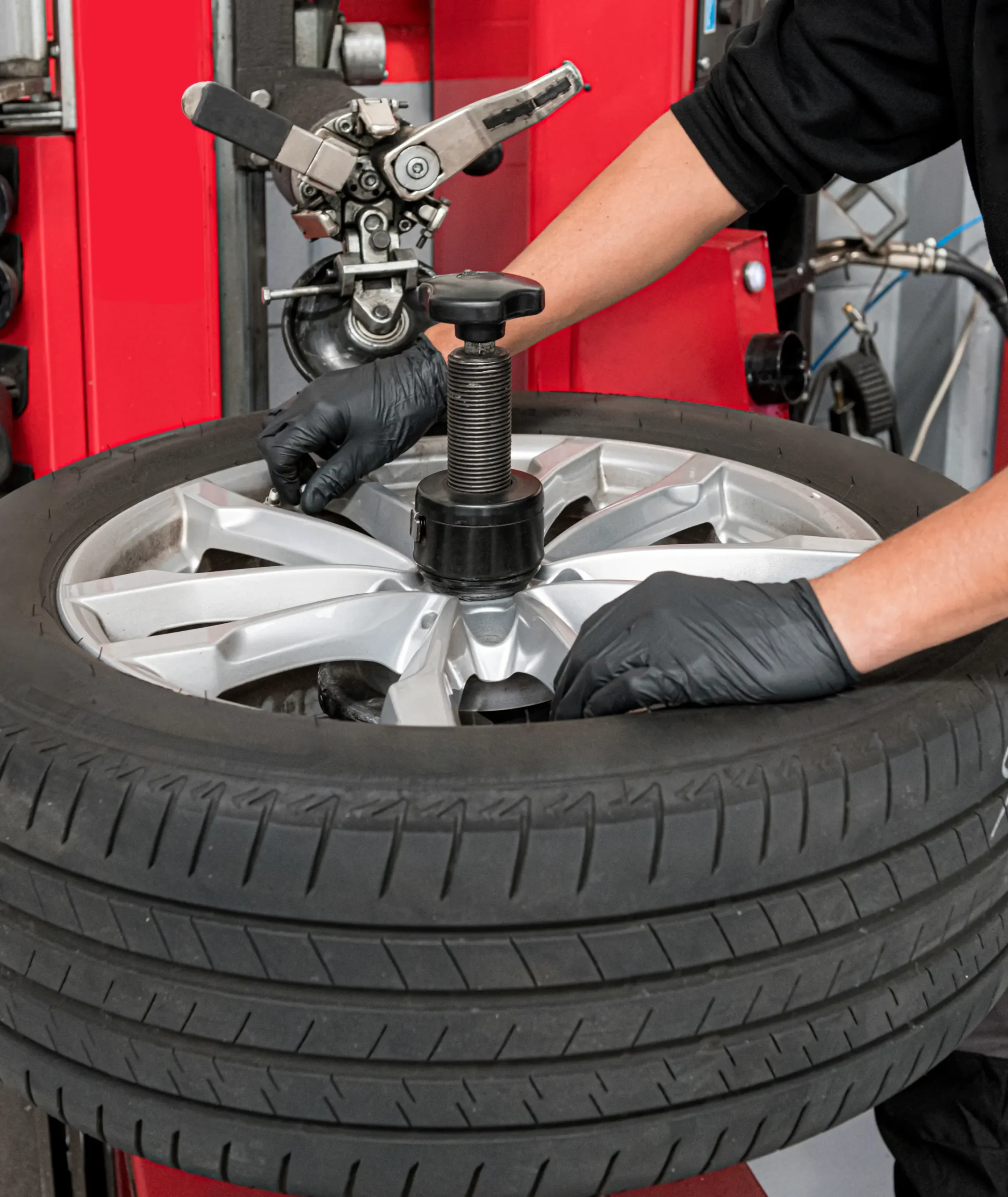 Why Oakville Drivers Choose MMP AUTO REPAIR